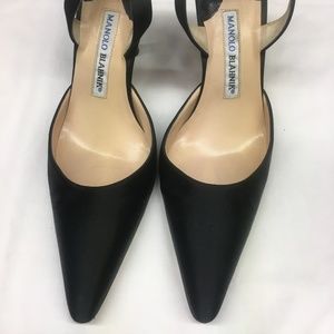 Manolo Blahnik Black Satin Point Toe Heels - 7.5